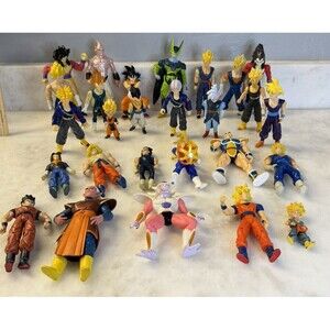 Dragon Ball Z LOT OF (27) Figures BANDAI 90s Early 2000’s